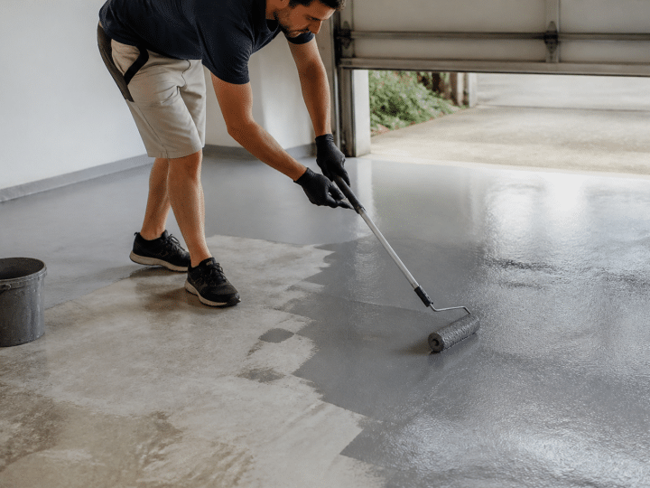 Comment peindre le sol du garage : préparation, choix et application