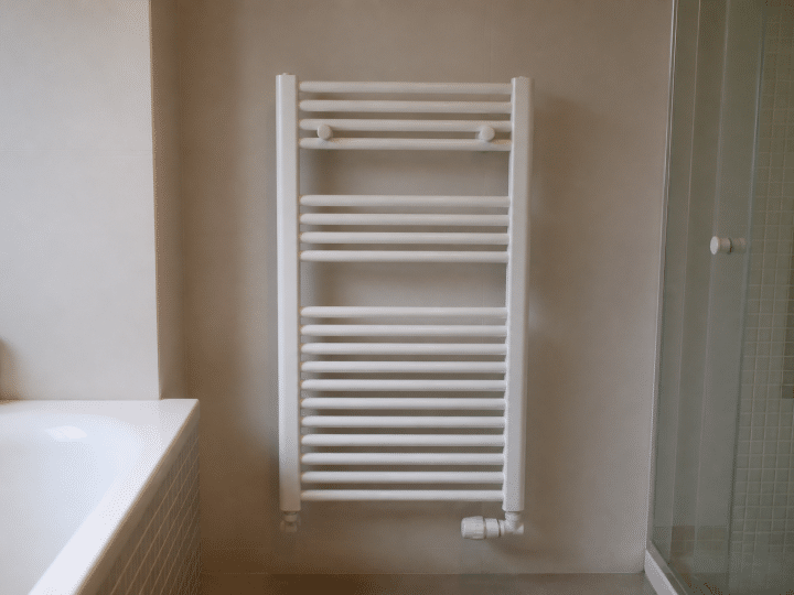 Comment choisir son radiateur mural pour la salle de bain ?